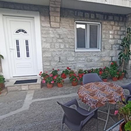 Apartments Todorovic Tivat Eksteriør billede